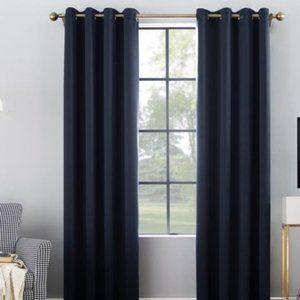 Sun Zero Oslo Energy Saving 100% Blackout Grommet Top Single Curtain Panel